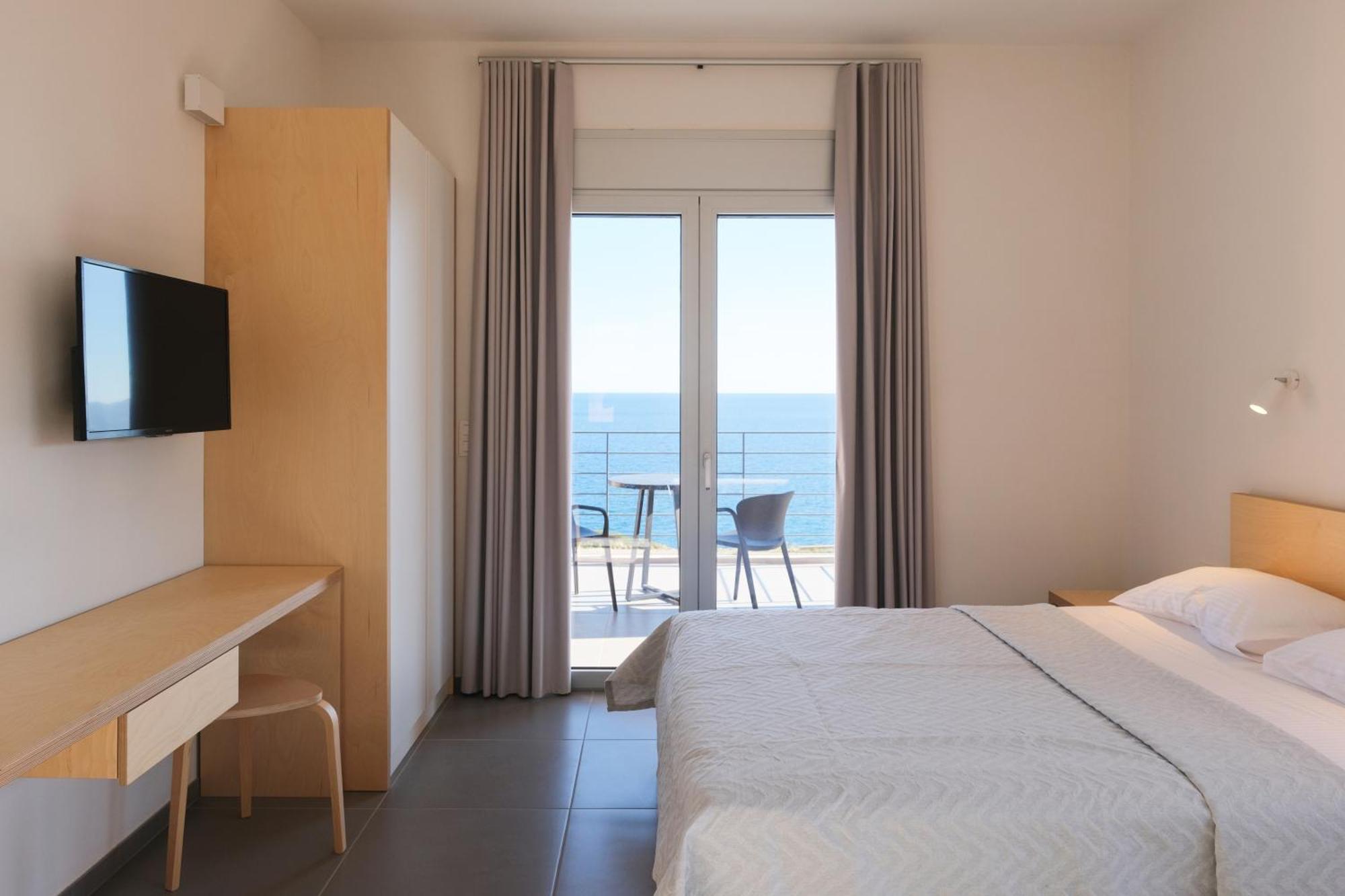 Pasithea Suites Monemvasia Extérieur photo